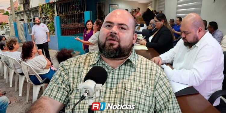 Con 19 años en el servicio público, Martín Ochoa busca coordinar Morena en Mazatlán