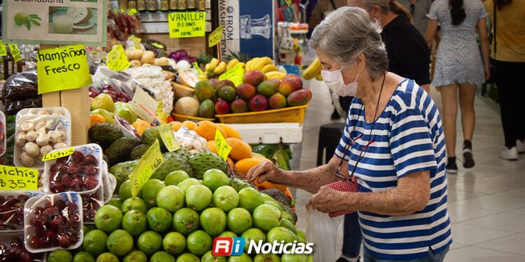 El Mercado Pino Suárez depende más de las compras cotidianas que de los recuerdos turísticos