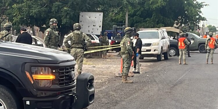 Hallan a hombre ejecutado y atado de pies y manos en La Costerita, Culiacán