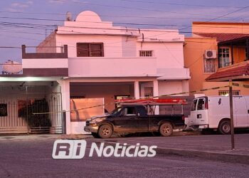 Asesinan a balazos a dos personas en la entrada de Fovissste Esperanza, en Mazatlán