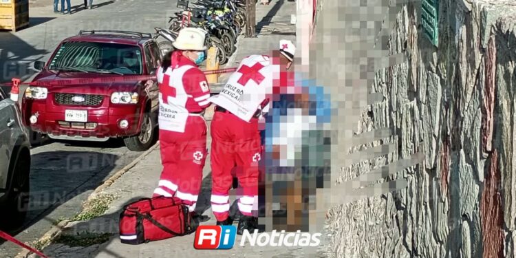 Muere guardia de seguridad mientras permanecía sentado en una silla en la Av. Del Mar, en Mazatlán