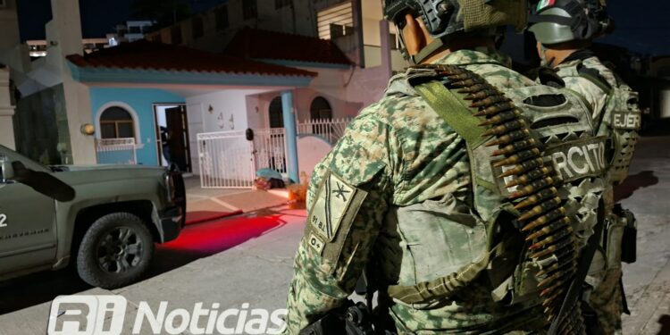 Armados disparan afuera de una vivienda en Hacienda Las Cruces, en Mazatlán