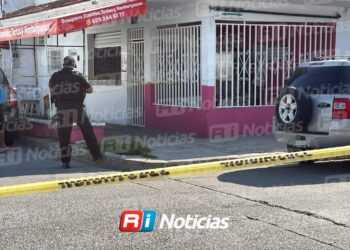 Asesinan a balazos a un hombre dentro de una lonchería en la colonia Francisco Villa, en Mazatlán