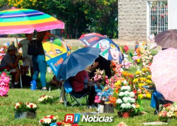 Panteones de Mazatlán cerrarán a las 5:30 de la tarde durante Día de Muertos