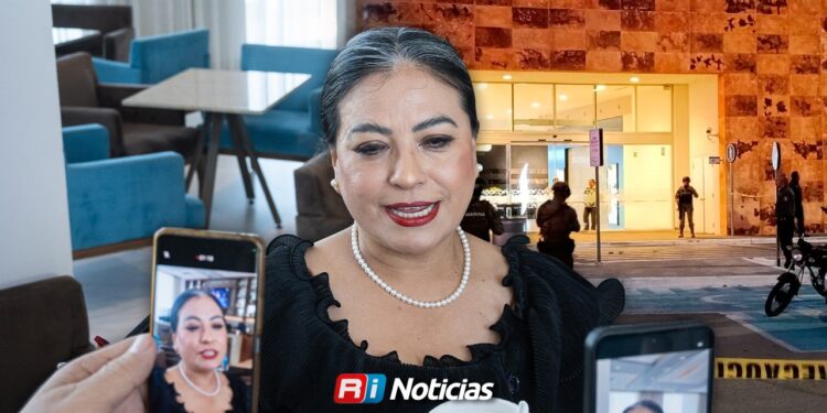 Dos plazas comerciales de Mazatlán reducen sus horarios ante el panorama actual