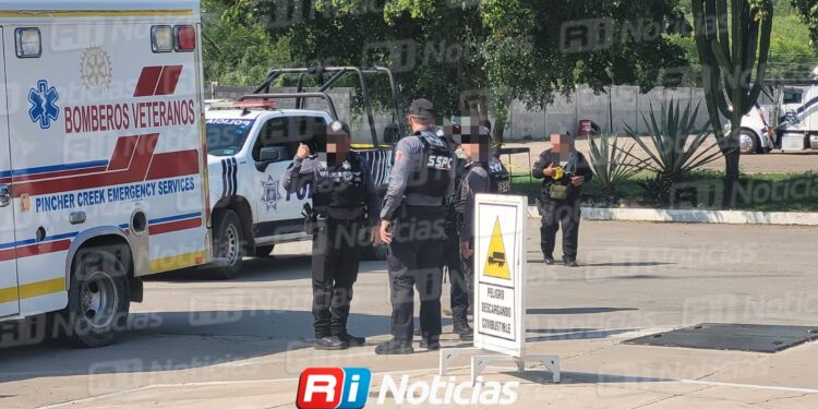 Atacan a balazos a un hombre en gasolinera al sur de Mazatlán