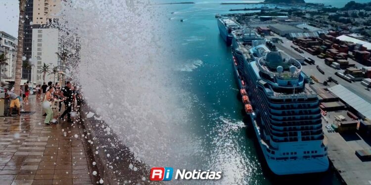 Puerto de Mazatlán sigue cerrado a la navegación por huracán Simon desde el 5 de octubre