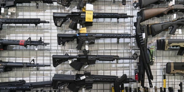 Adolescentes de EU recaban armas y las venden a cárteles mexicanos: NYT
