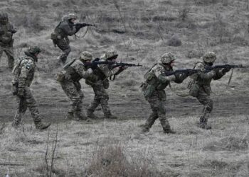 México investiga presunto reclutamiento de mexicanos para combatir en Ucrania