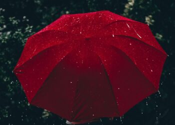 Frente frío y huracán ‘Rachel’ provocarán lluvias intensas en varios estados