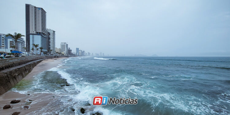 Alertan por huracán Simon; prevén lluvias fuertes en el sur de Sinaloa