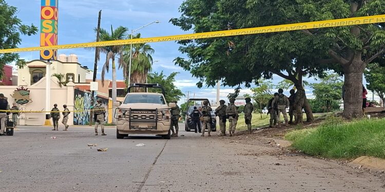 Despliegan operativo tras reporte de disparos al aire en Villas del Rey, Mazatlán